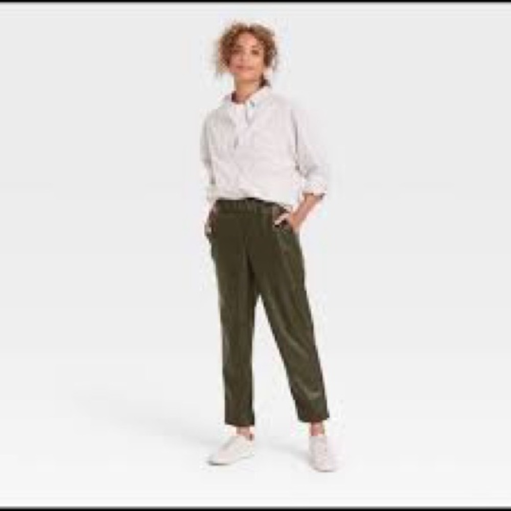 EUC Vegan Leather Olive Elastic Waist Pants